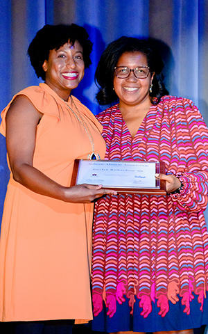 Richardson and Regenia Sanders ’95, Alumni  Association President